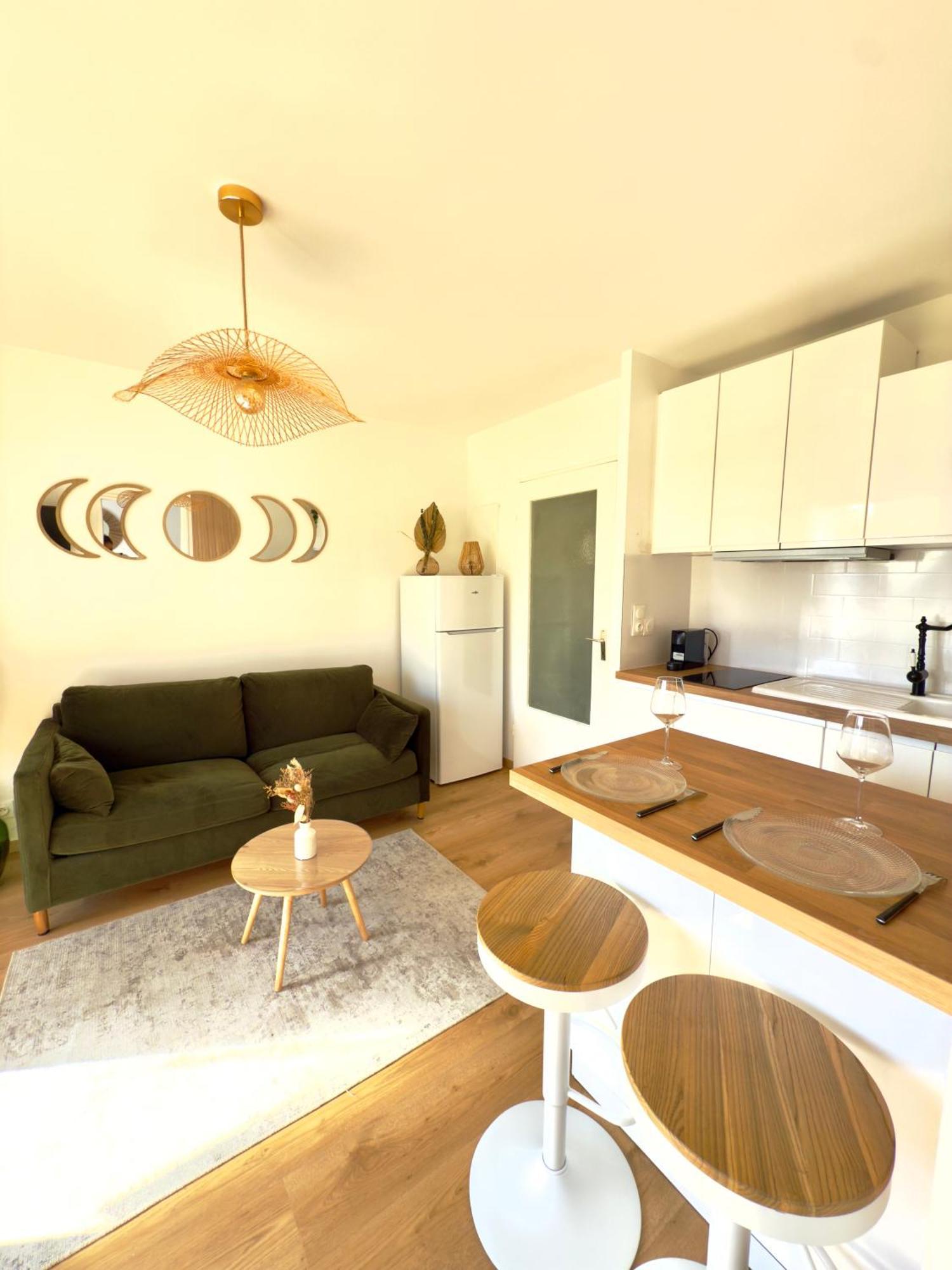 Appartement Cosy 1 Chambre Pour 2 Pers - Renove - Terrasse - Parking Dinard Exteriör bild